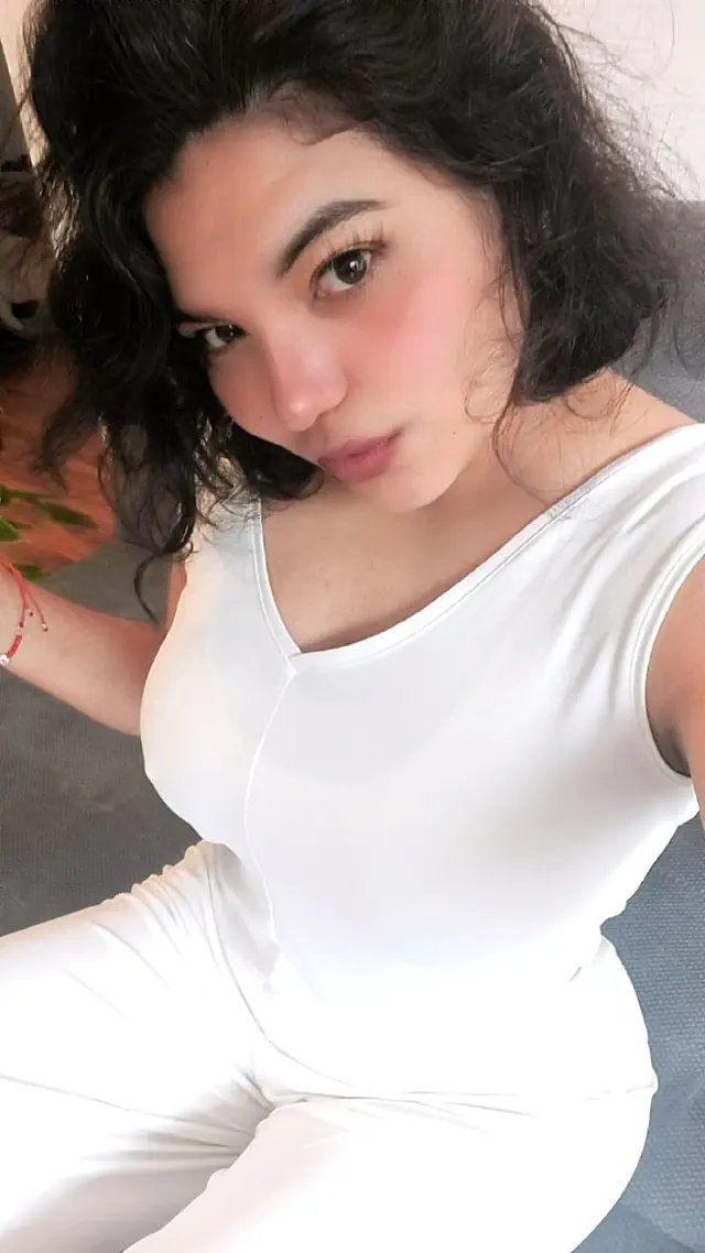 escort-media-d9547cfe-ee98-4ef3-af54-75886a2df096