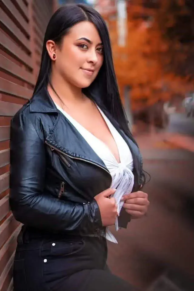 escort-media-d9a11659-afc8-4ba3-96cc-73f9c8dcfb91