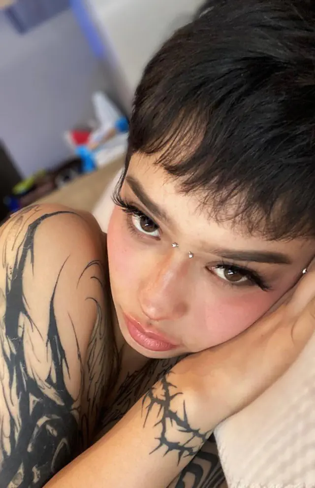 escort-media-d9da30e7-f13c-4990-8020-363b8ad4fc77