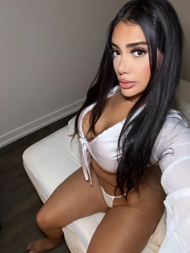 escort-media-da0115e6-b1ac-450e-8c0c-ca23cadbf3bd