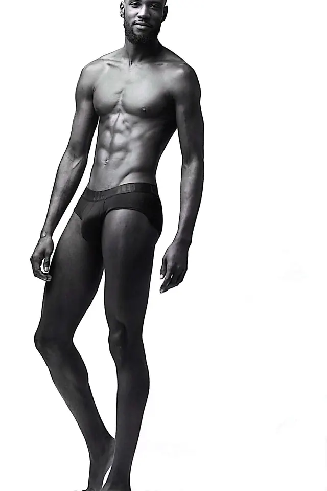 escort-media-da763979-d4e0-427f-acfc-777744dc5fb1