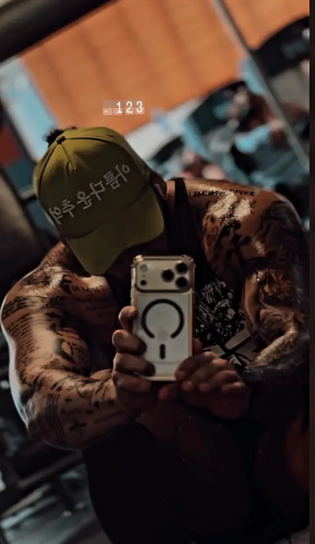 escort-media-db864df7-0f2c-47e1-ae1d-36c017e91aad