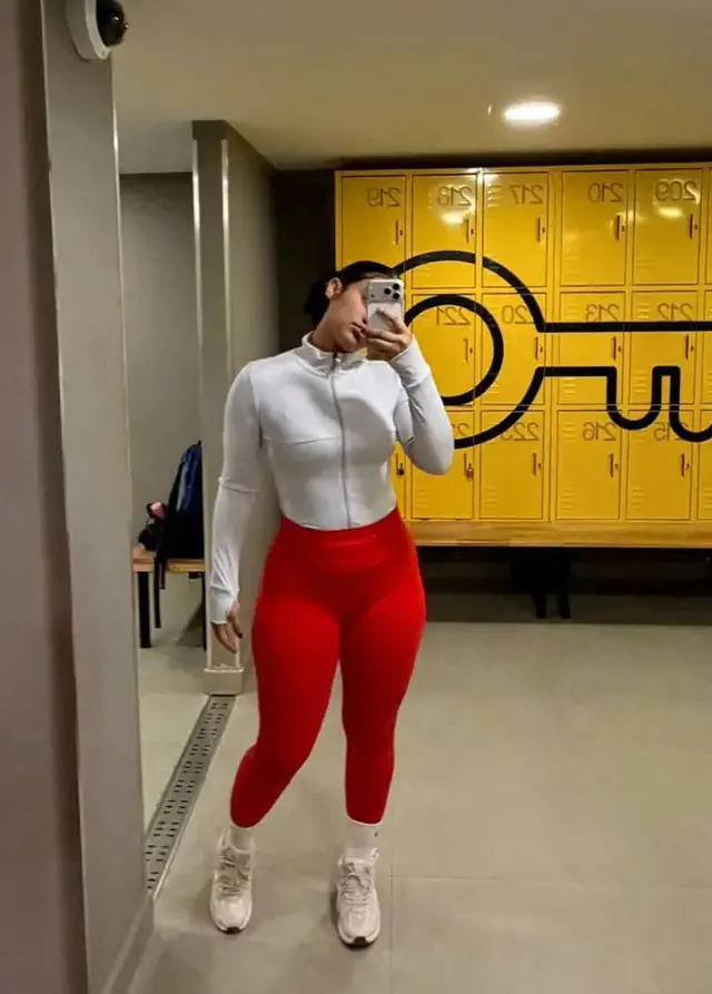 escort-media-db8cb933-338e-487e-8555-91942c814fd7