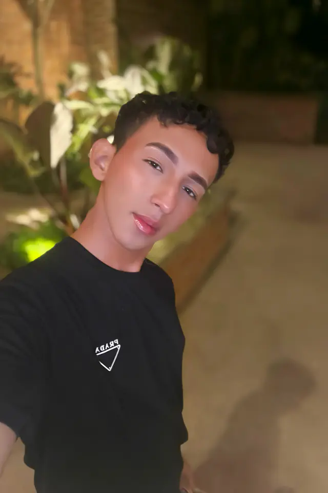 escort-media-dbc74105-ee62-429e-88a1-a7b7435d29ba