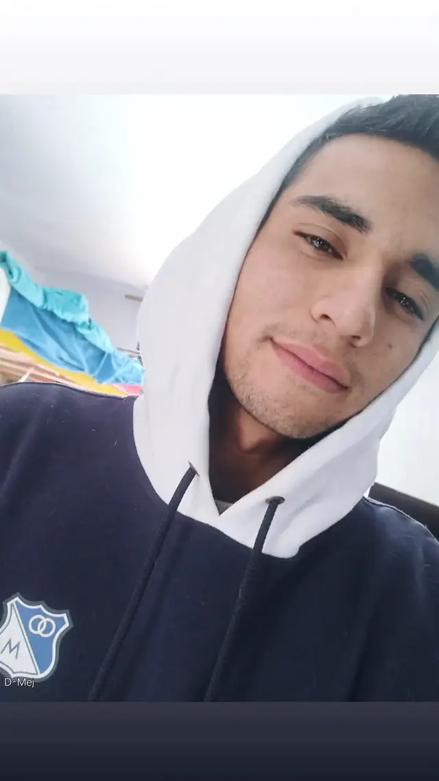 escort-media-dcd811b7-e139-49c8-bc0f-30120eee3158