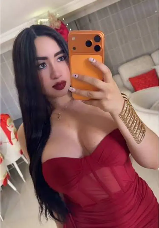 escort-media-dd16565e-114a-4a86-88c7-72af0893e1f1