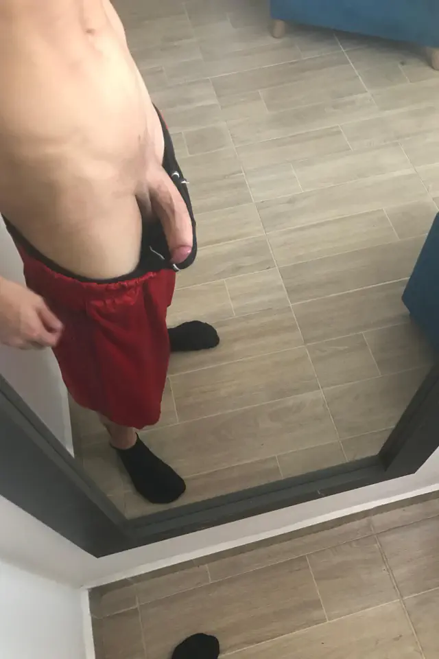 escort-media-dd242e78-b0ba-40b4-857e-501c36643ada