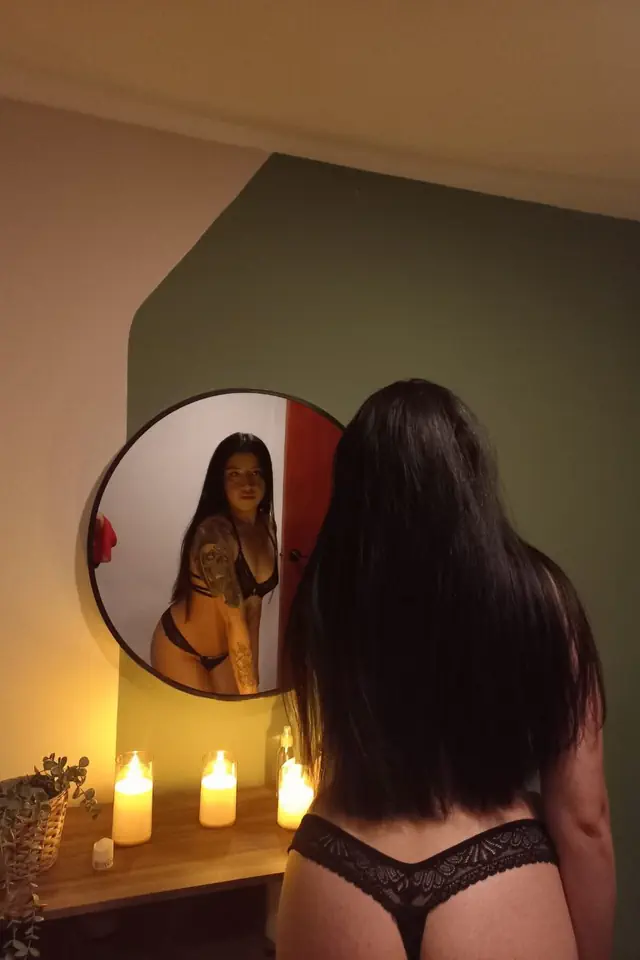 escort-media-dd53e20c-85b8-4104-9481-d3aba32ddc83
