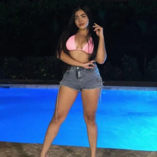 escort-media-dda33397-4bdb-4057-8126-d65d84ae058c