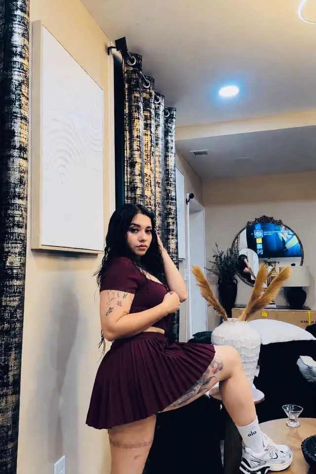 escort-media-dda886e2-9816-43ef-aae9-00b0d77b53ac