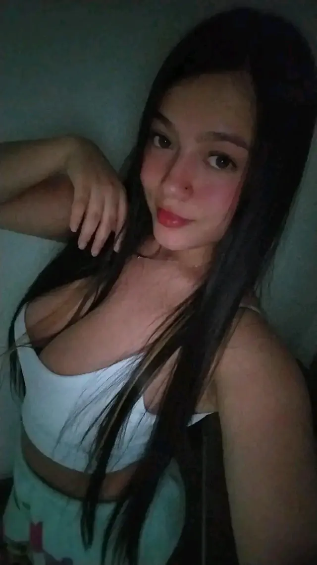 escort-media-ddd7465a-7ced-41b8-bd57-8b9158050982