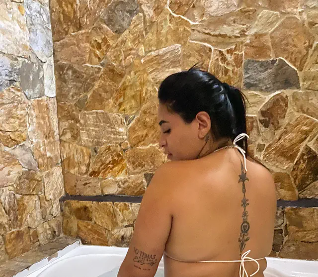 escort-media-de32844f-be1a-4138-b3b7-23aa7b44ad81