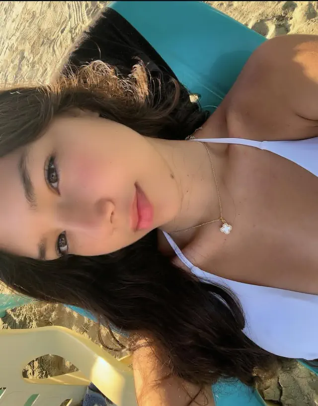 escort-media-decf5b06-5a86-41fb-b896-4251501e6d1f