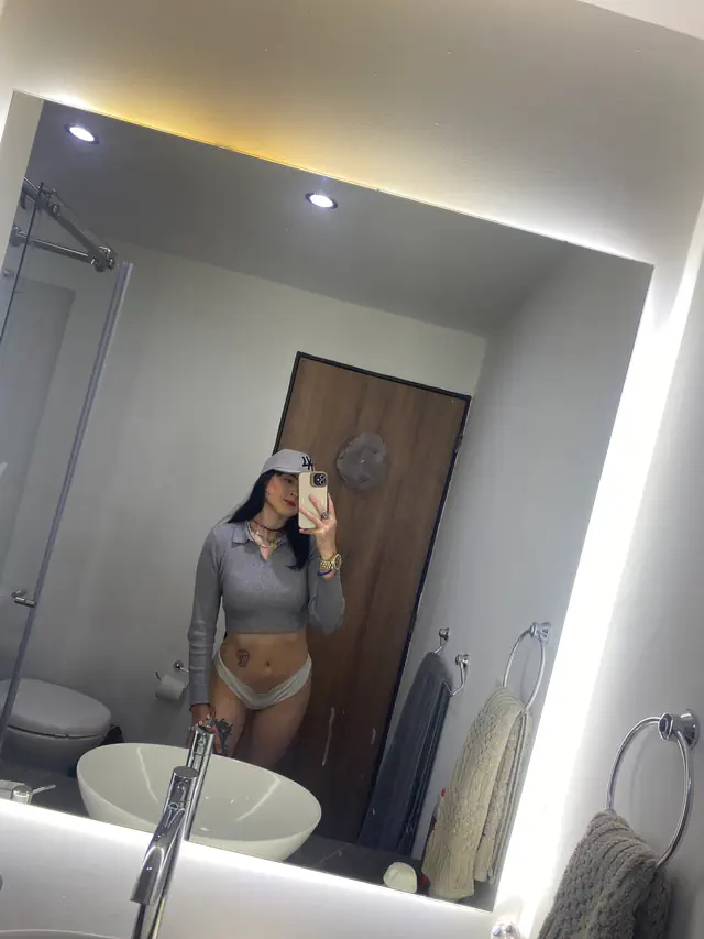 escort-media-def98409-81db-455a-9e55-d7d29cfc4e73