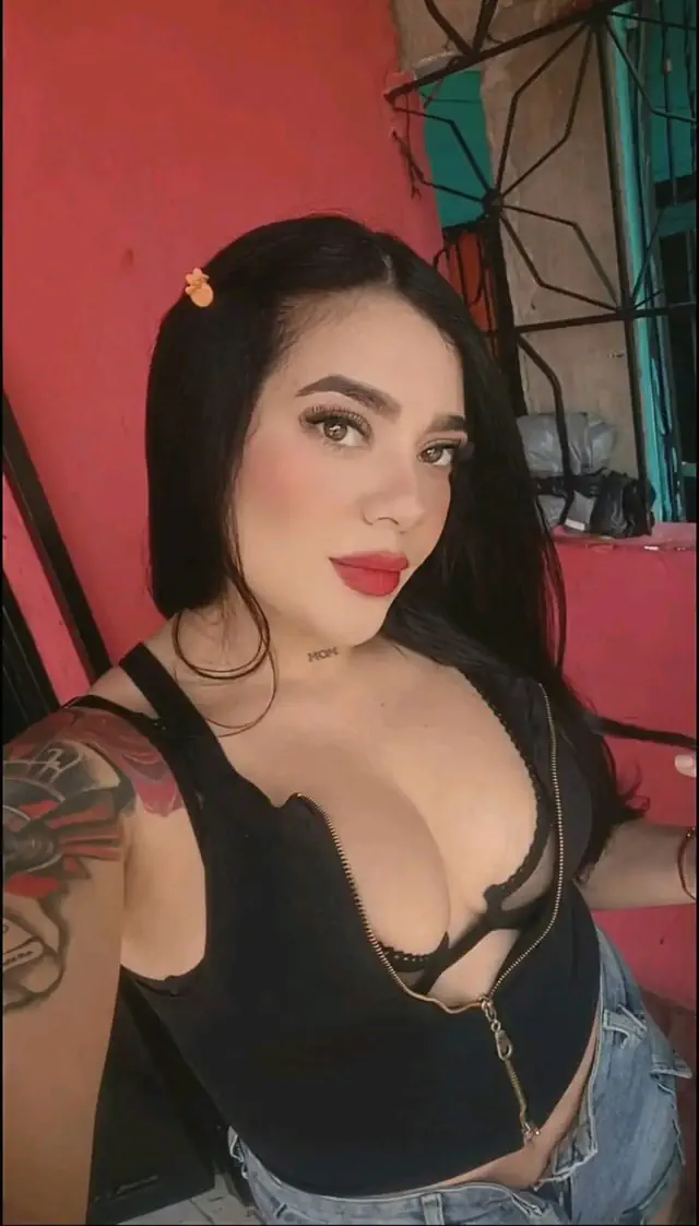 escort-media-df593f8b-dba5-4474-b5a7-017ee7b311d9