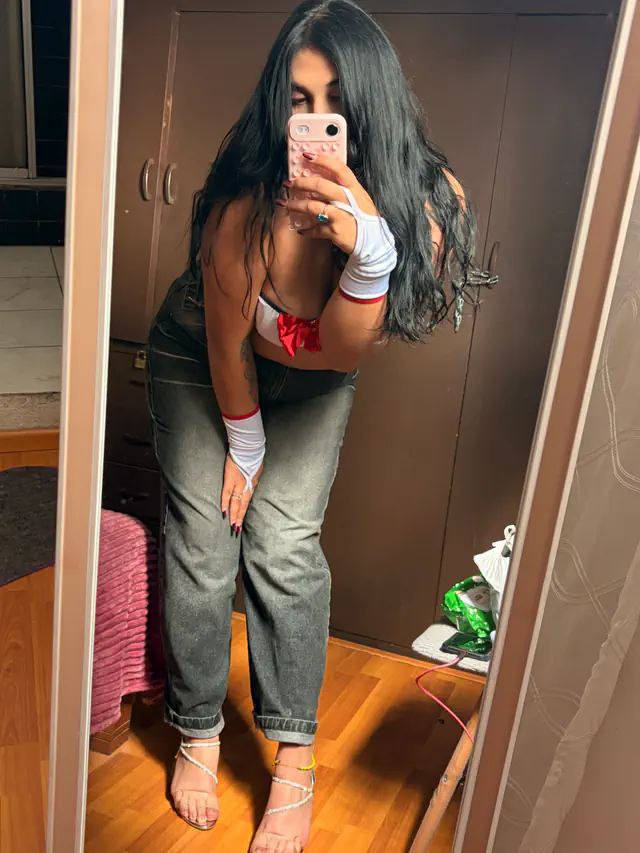 escort-media-df81b93a-5759-4fa7-aa4a-085048325bd4