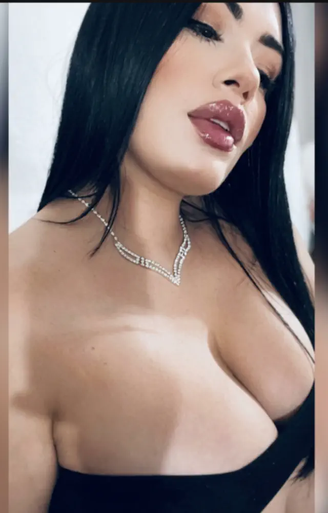 escort-media-e04926ff-6ef6-44ec-8b1f-d61be9e86709