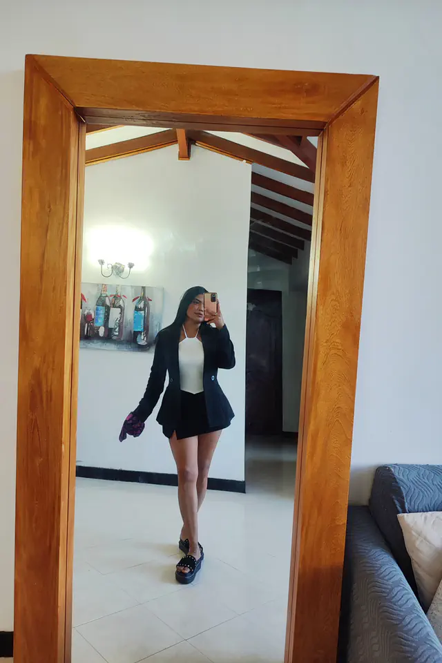 escort-media-e06c8499-59b4-46e0-99e8-54ae697be3cf