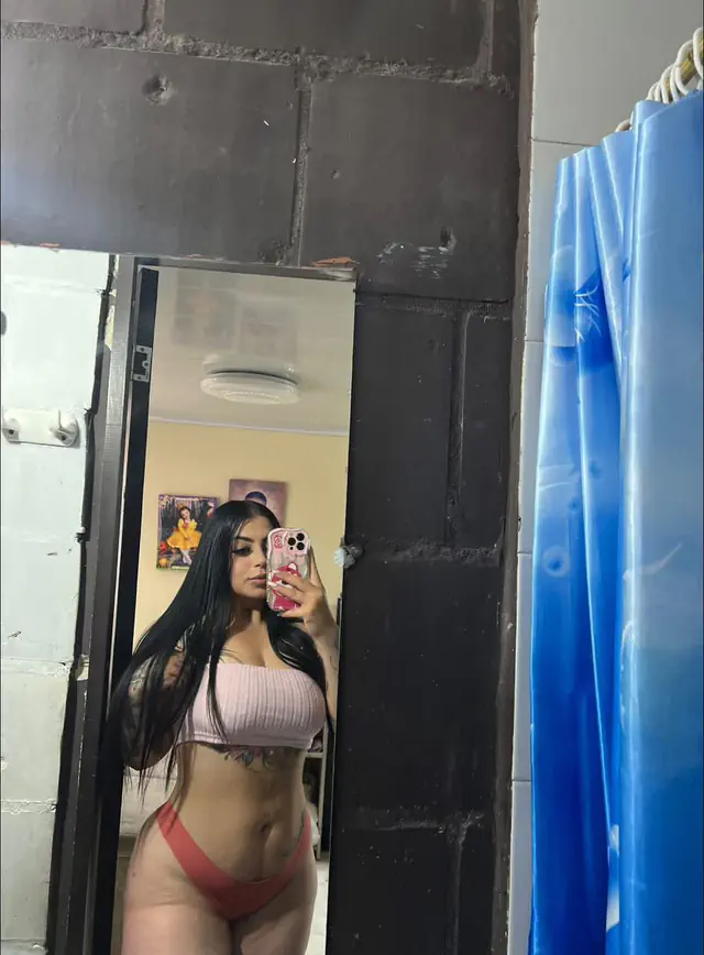 escort-media-e08ad0dc-6fa2-4093-b986-edd83a54c4e5