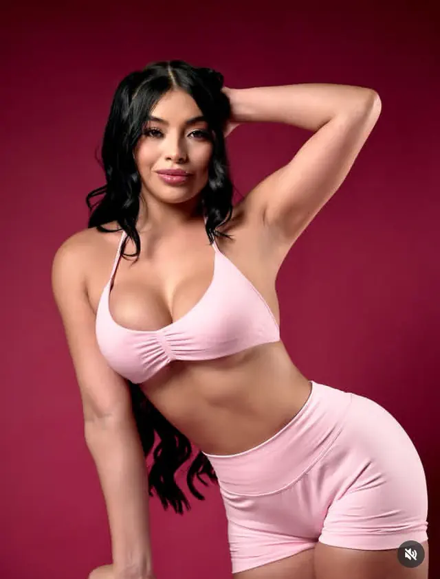 escort-media-e10fcc4b-b131-4e50-9b49-7aa973a5fbdf