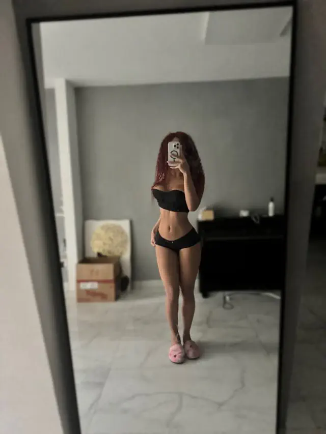 escort-media-e21bd8ba-2567-438c-912a-c75f638a0793