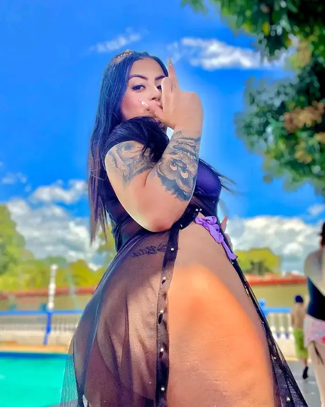 escort-media-e2c3935f-c3f1-489e-83b0-5dc733a49902