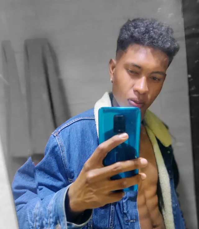 escort-media-e2e9541a-a1fb-4bdb-90df-acc1d8d8d01e