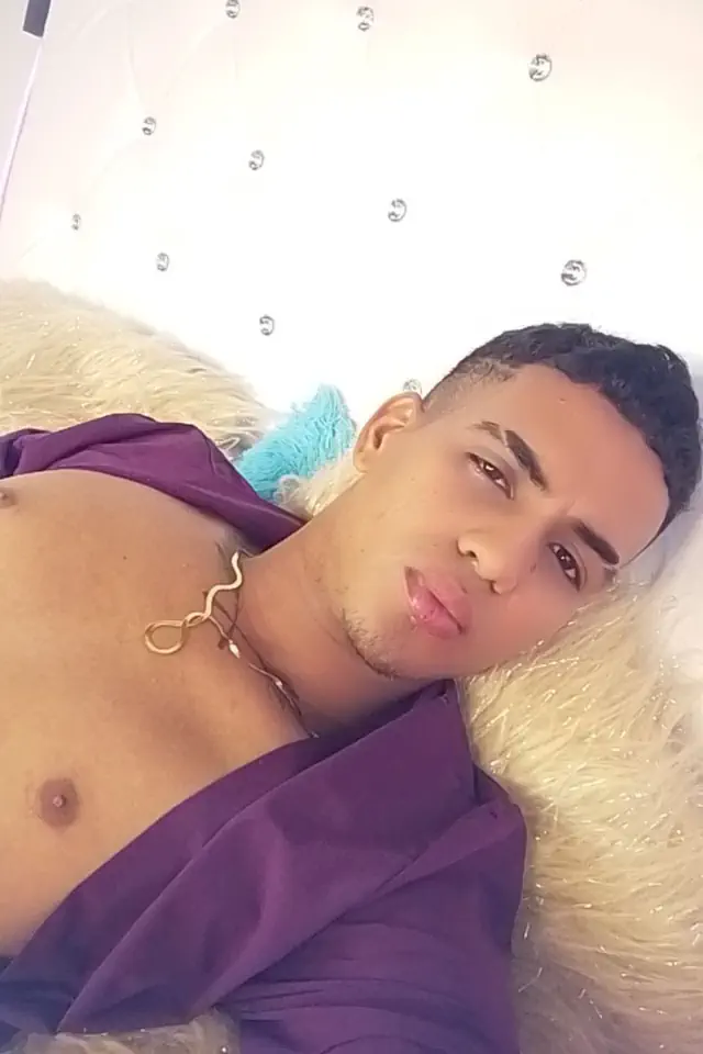 escort-media-e3382701-42e7-47b6-9a18-7c53d3fcb9d8