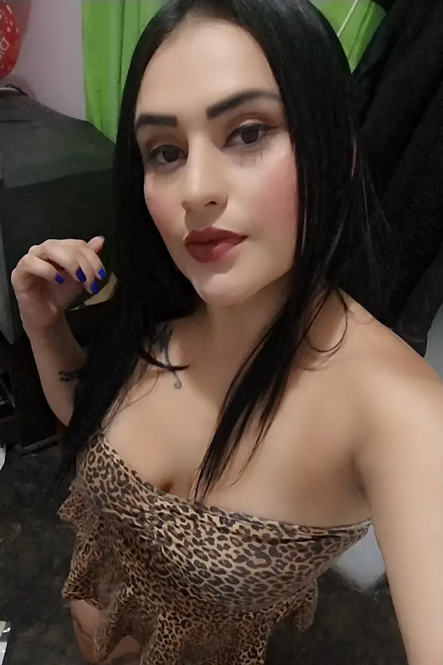 escort-media-e3fc25c3-b0a6-40c4-9fa5-e33515437711