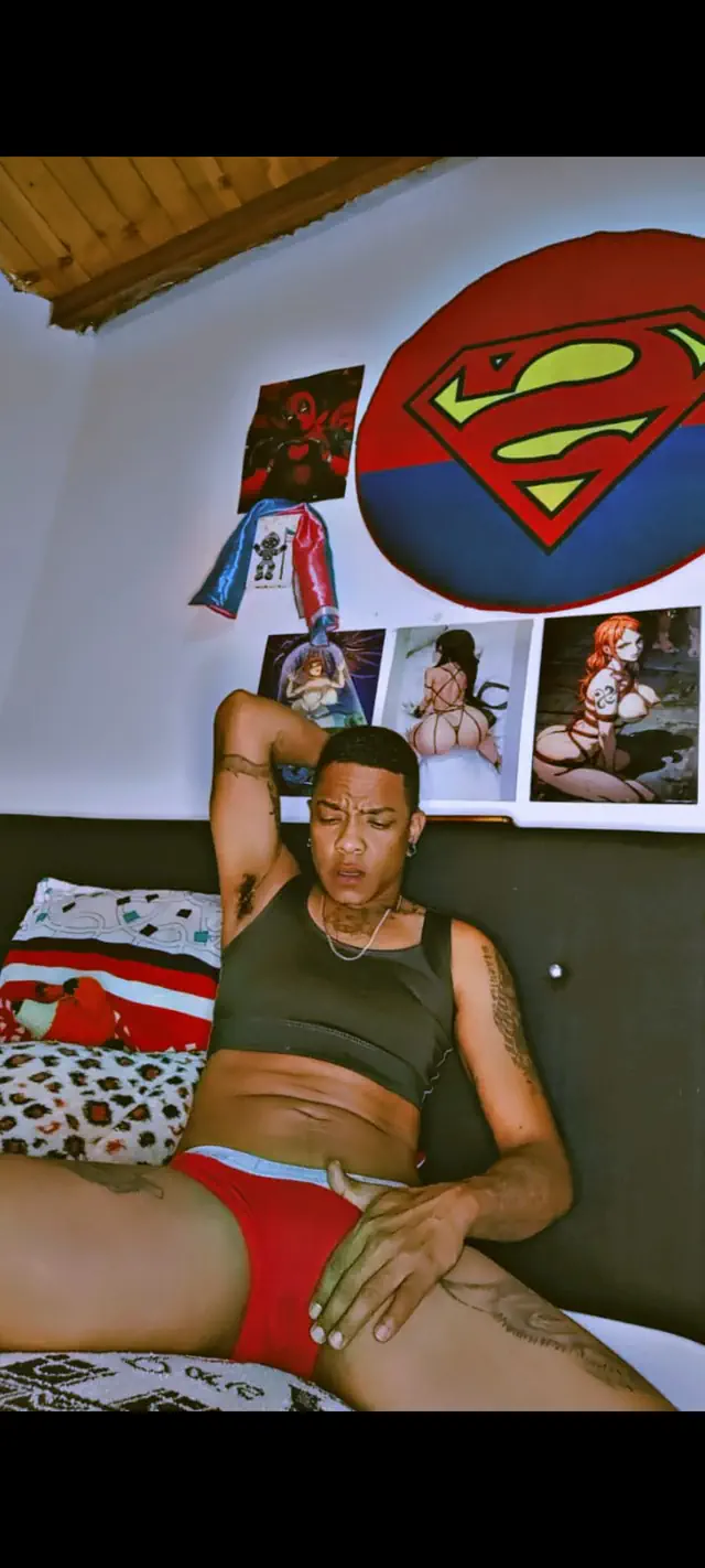 escort-media-e42826d4-dd9a-4479-ab02-13044125e42a