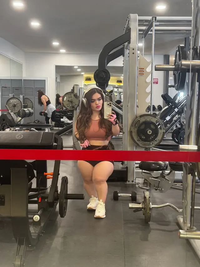 escort-media-e43ca669-d113-4f07-979d-4cba5ba316c6