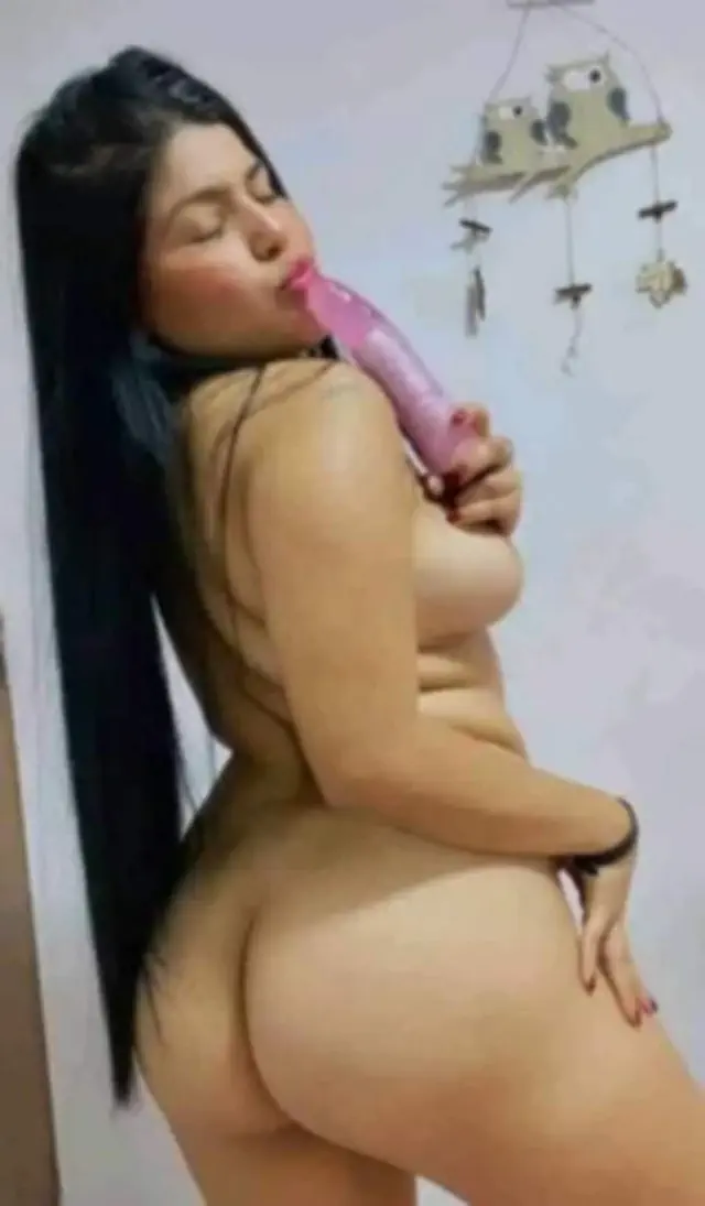 escort-media-e46503b8-ae34-4c8c-bb34-3e8e57315789