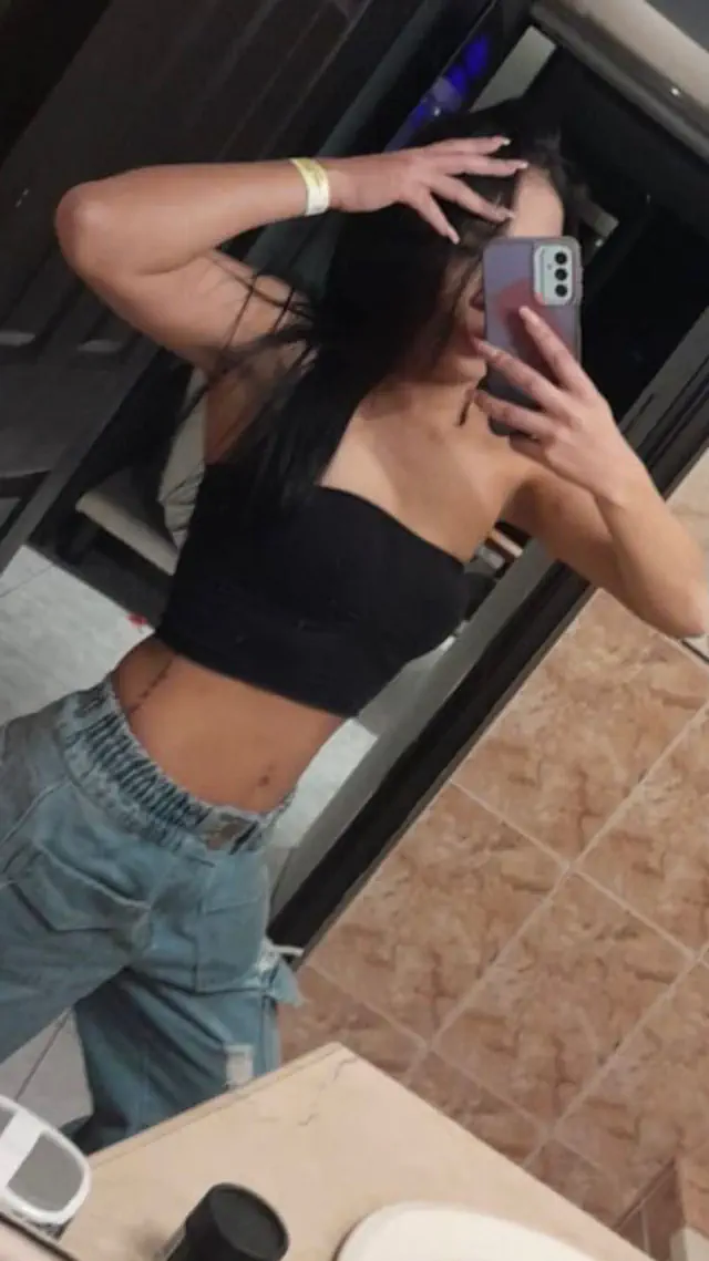 escort-media-e5739e76-59c6-4be0-86f9-2bdb2a1a5541