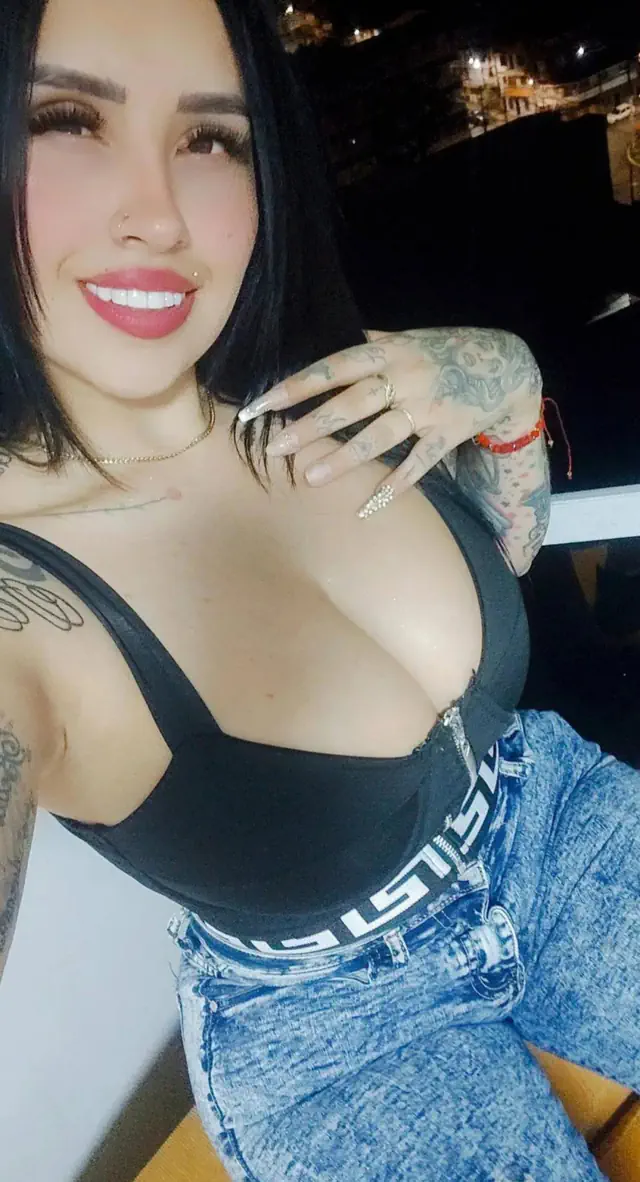 escort-media-e59ec63c-26b8-42b0-b9d6-2ca68dddc94d