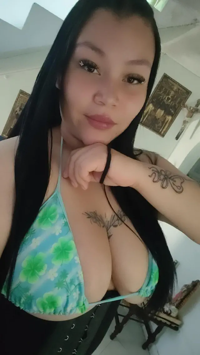 escort-media-e5a8550f-5311-4404-9331-025cf74dea47