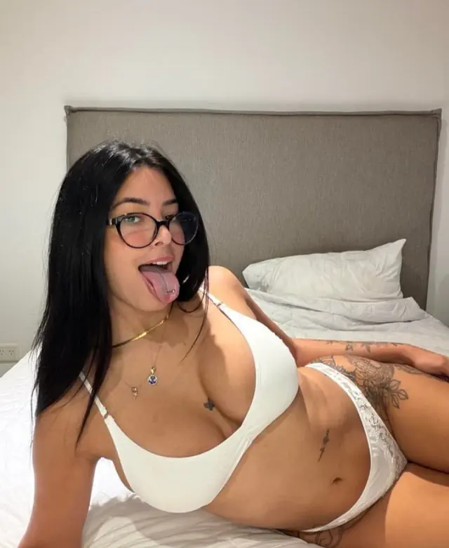 escort-media-e5ade9b2-f9ce-4a89-9554-996a51ff1216