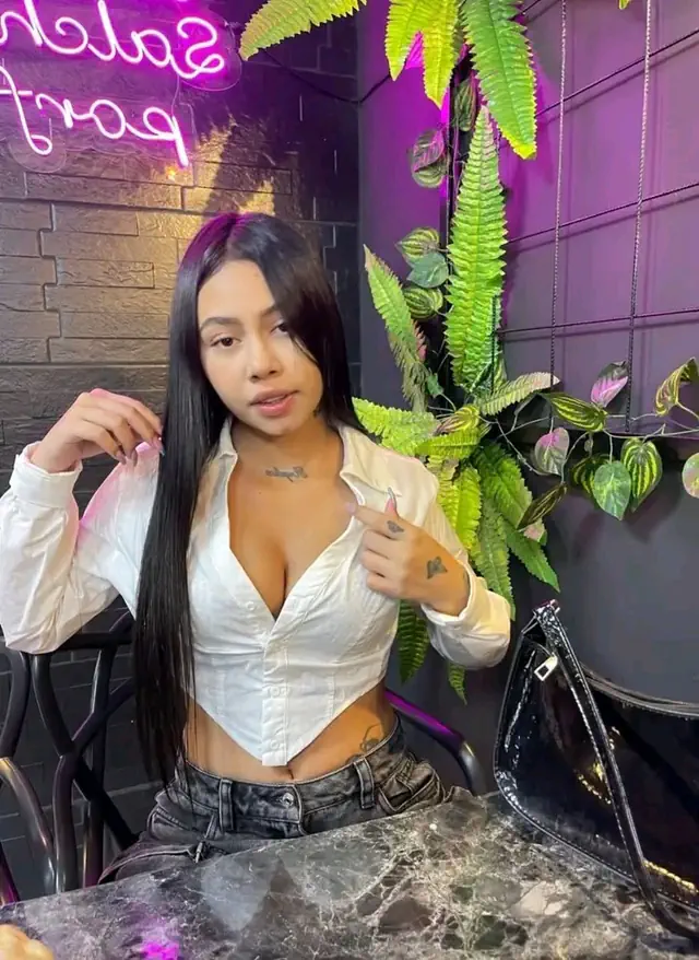escort-media-e5c5b017-281c-4b24-97de-9fc7a3d2c2fa