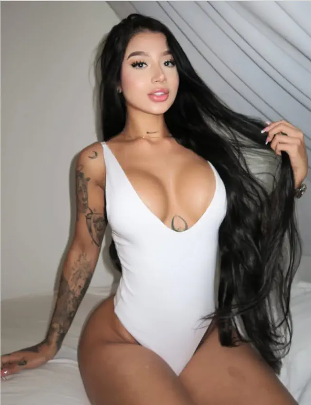 escort-media-e5e4bcb0-0290-4b66-ac89-d6b5d8560f58