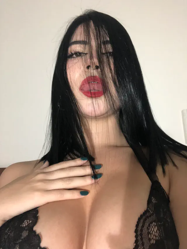 escort-media-e62dec04-91da-4256-812f-4a6175d9894e