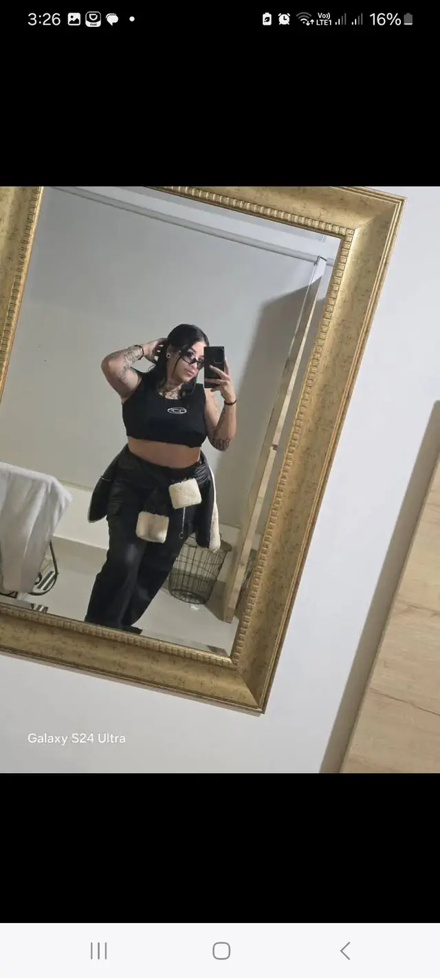 escort-media-e67d7709-8a5e-4402-81a4-a90c494ce2af