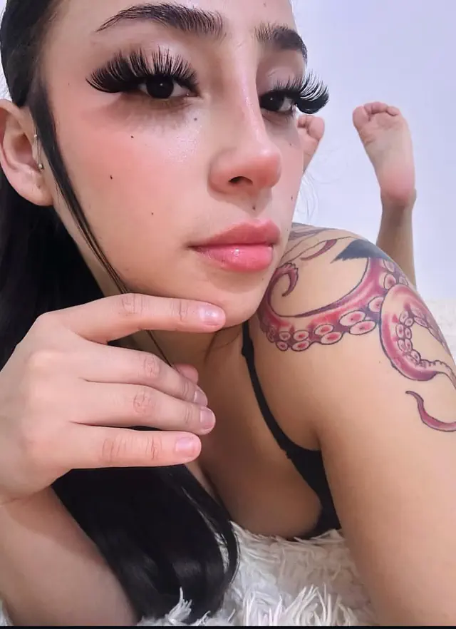 escort-media-e6e9bfd6-7d0f-4e98-9042-c3f1ec49d82e