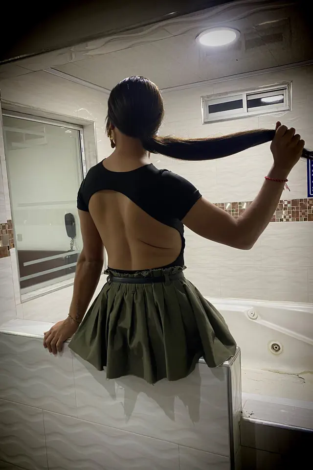 escort-media-e6e9ff3f-cbf0-48f1-91ad-23740051b3b0