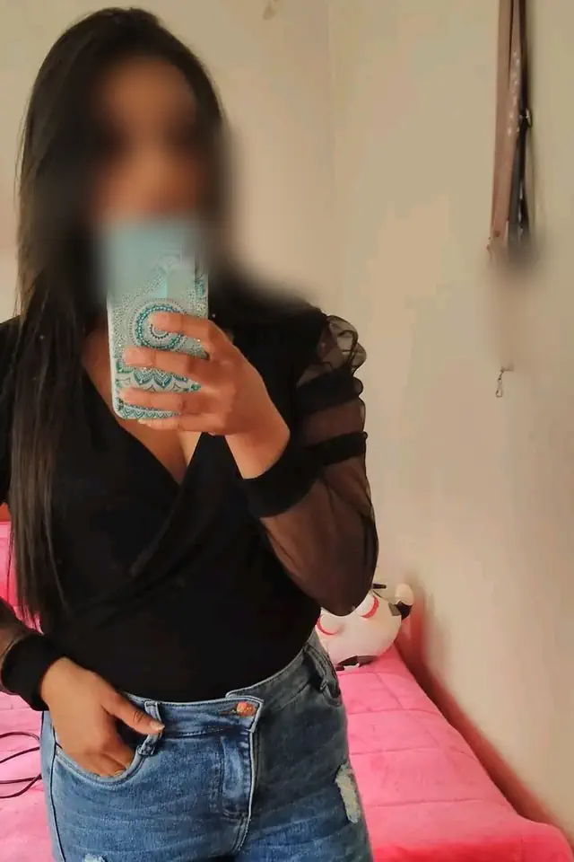 escort-media-e79ed2d8-6e67-4daf-9fc9-1594f476d335