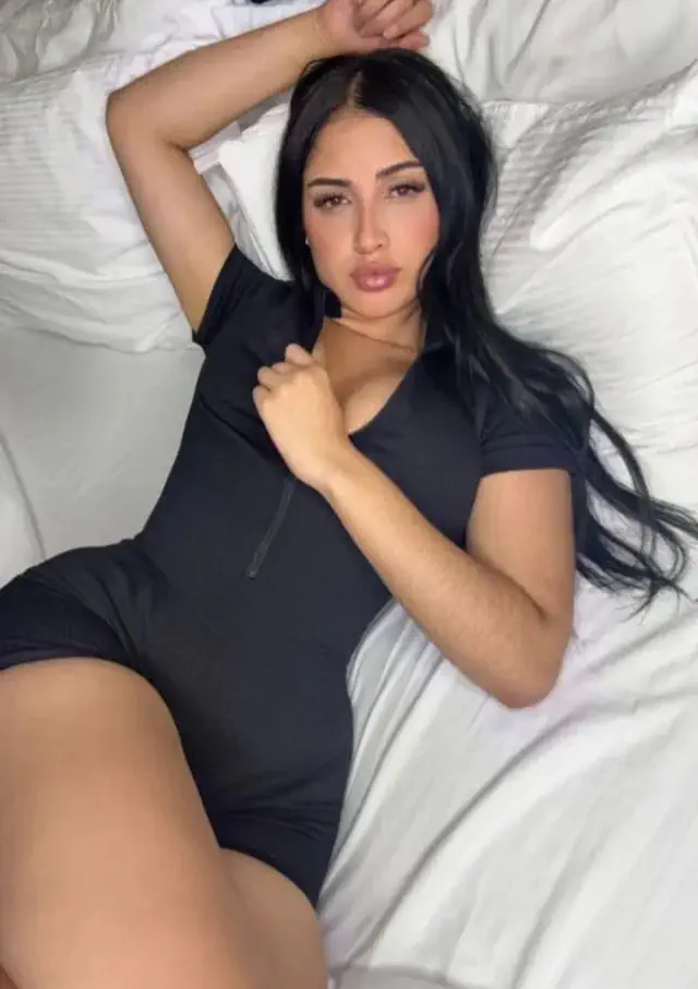 escort-media-e86992bb-7729-4c76-b46f-2f3e95421660