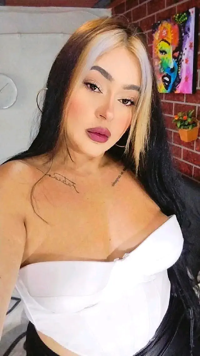 escort-media-e8ad33c8-13d3-47ae-aa8d-482d117af1aa