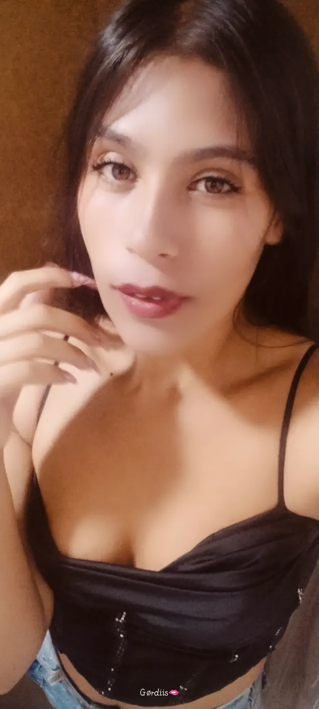 escort-media-e8b1aeca-4a3d-4e1e-8f5e-d3af51609f14