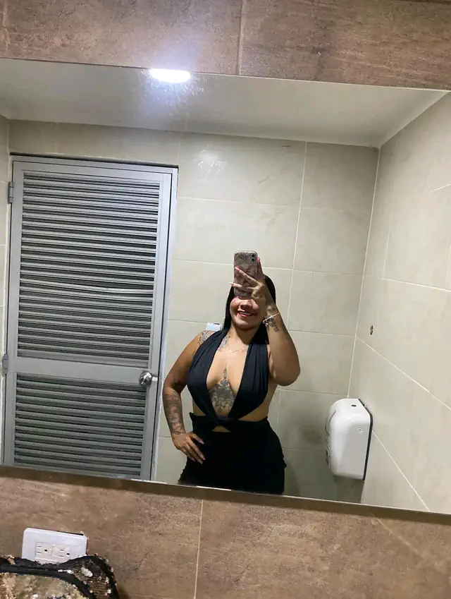 escort-media-e8de605c-0cf8-4cd1-81e2-4a625b9cc393