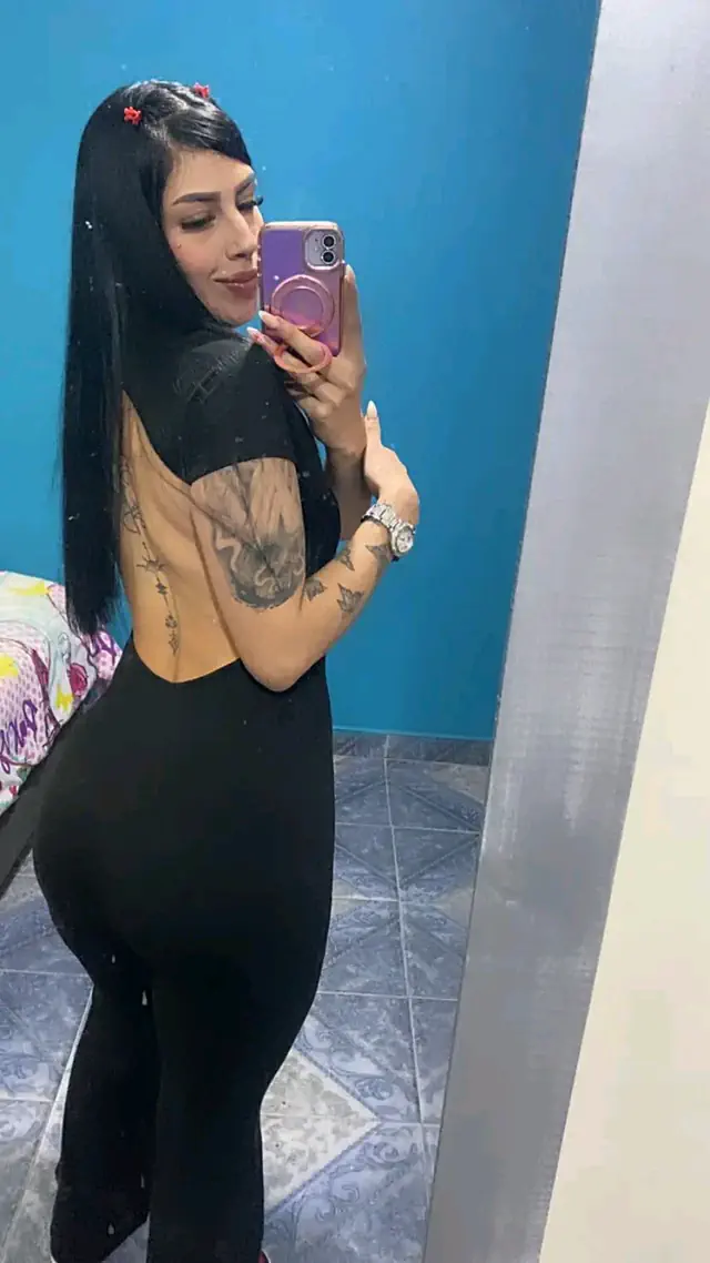 escort-media-e8f8277f-cebe-4852-85c8-530634d7ddf0