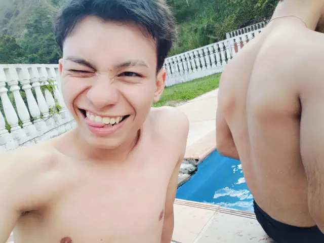 escort-media-e92cb8c4-6e36-41f0-8d23-5762bbd1c17e