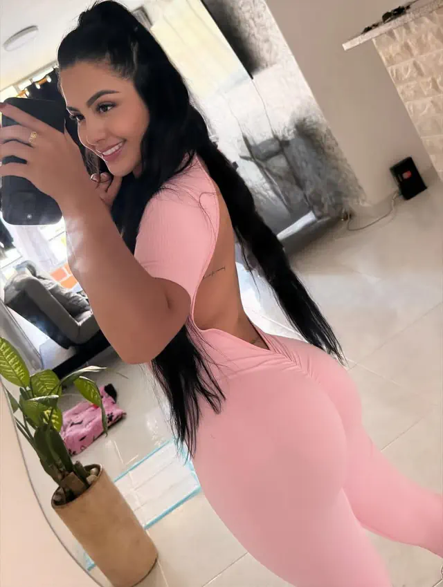 escort-media-ea7fb465-3fa7-409c-95c6-90d84024be72